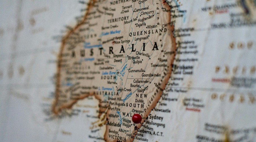 阿努廷当选泰国新总理